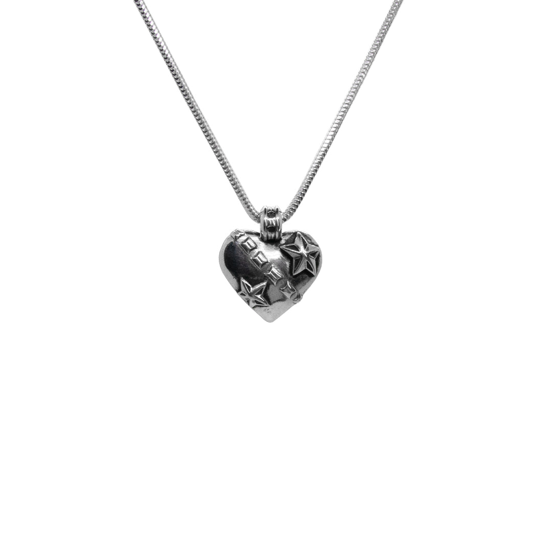 SMALL RAZOR HEART PENDANT